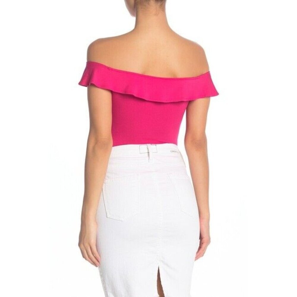 Elodie Pink Bodysuit Off the Shoulder Flutter Sleeve Top Pink SZ M New - Picture 2 of 3